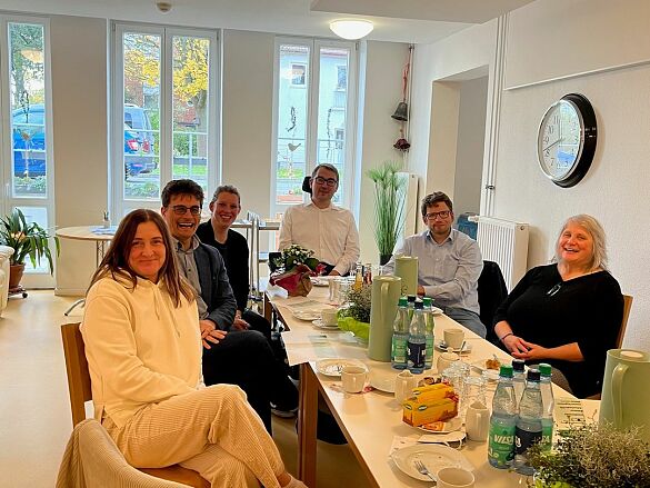 Foto (v.l.): Britta Pundt, Vorstandssprecher Pastor Hans-Christoph Ketelhut, Katharina Kähler, Arne Frankenstein, Kai Baumann, Eveline Braschkies 