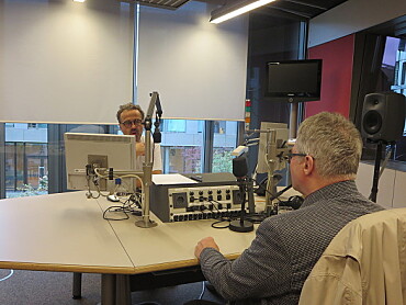 Joachim Steinbrück während des Interviews im Studion von Radio Bremen 2